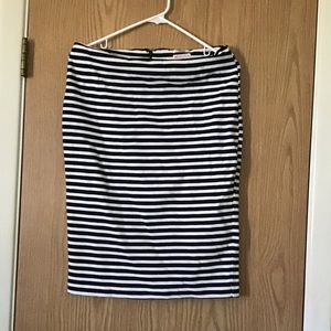 ⭐️Women’s pencil skirt⭐️